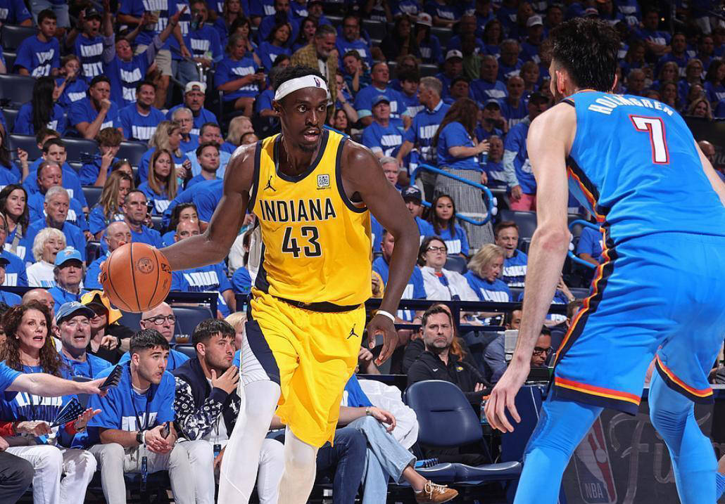 西亚卡姆在皇家马德里比赛中回归赛场，出色防守引发热议！