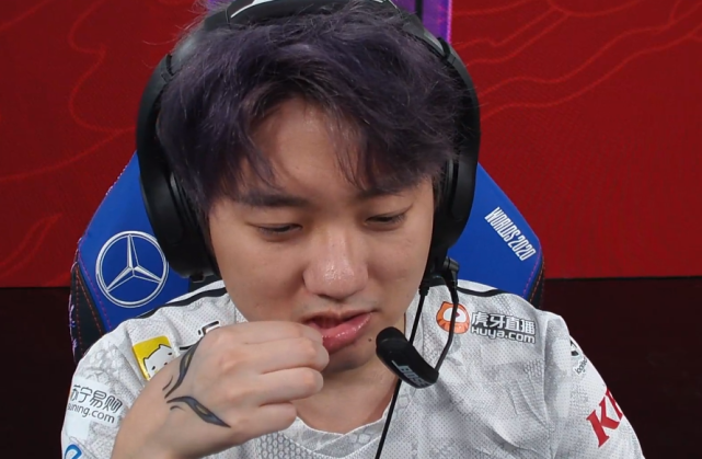 包含Karsa新星精彩发挥表现惊艳,雄鹿未来可期!的词条